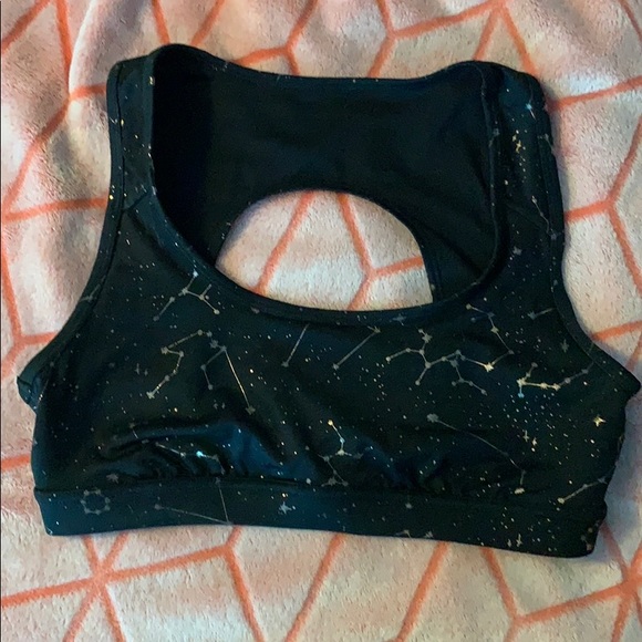 Sports bra - Picture 1 of 3